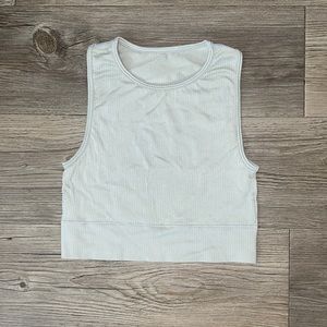 Skims Cropped Top